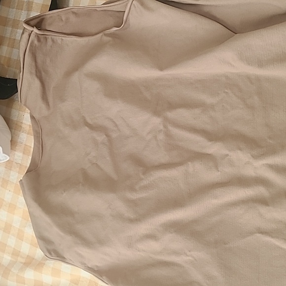 #2 NWOT SKIMS Essential Crewneck Sleeveless Bodysuit in smoke size 4X/5X - Picture 3 of 4